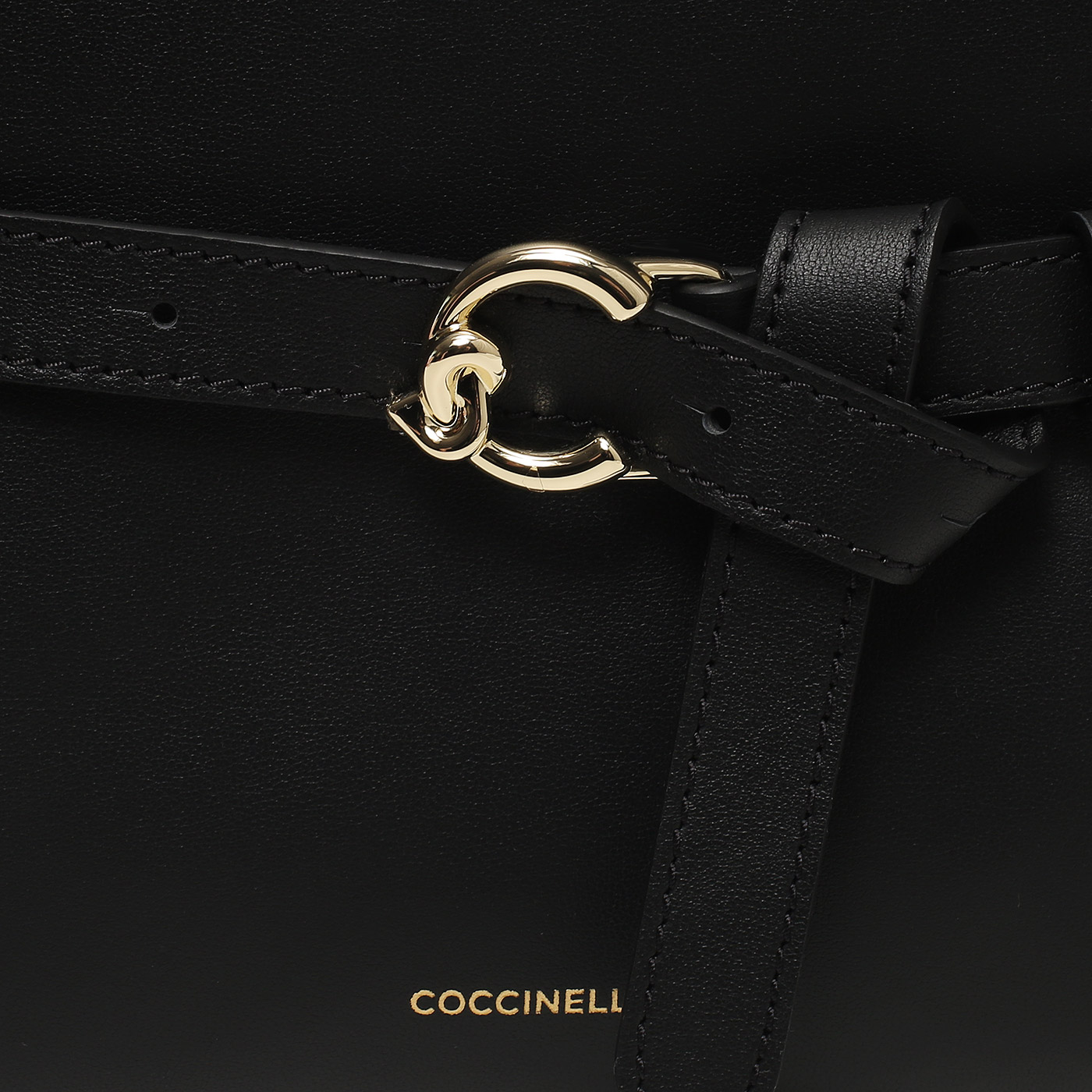 Кожаная сумка Coccinelle CoccinelleSabine