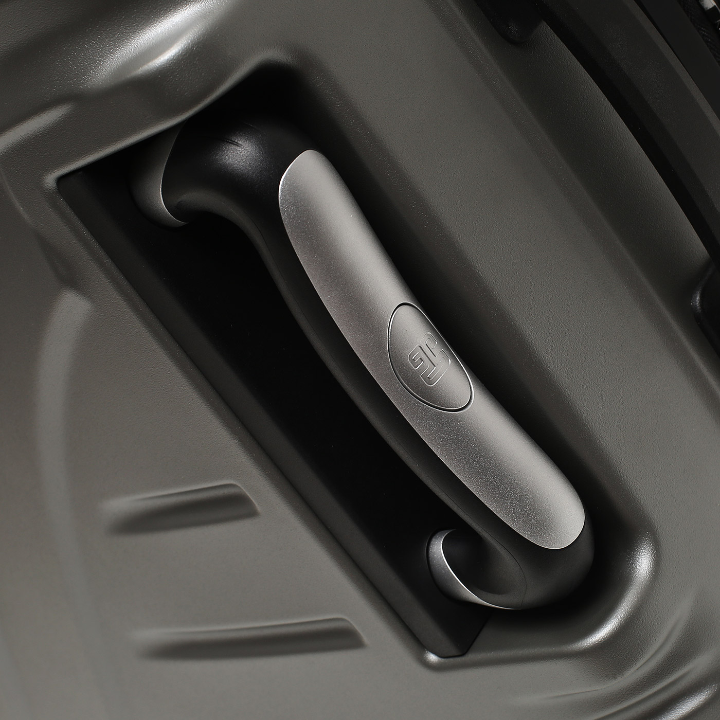 Чемодан с амортизированными колесами Eberhart Phantom