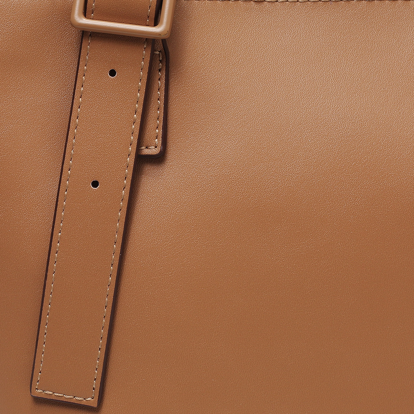 Сумка с длинными ручками Bugatti Zita